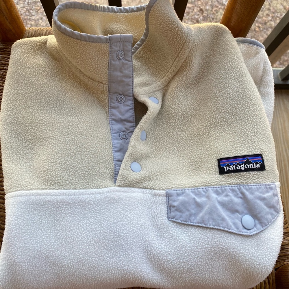 Patagonia fleece XS cream/grey